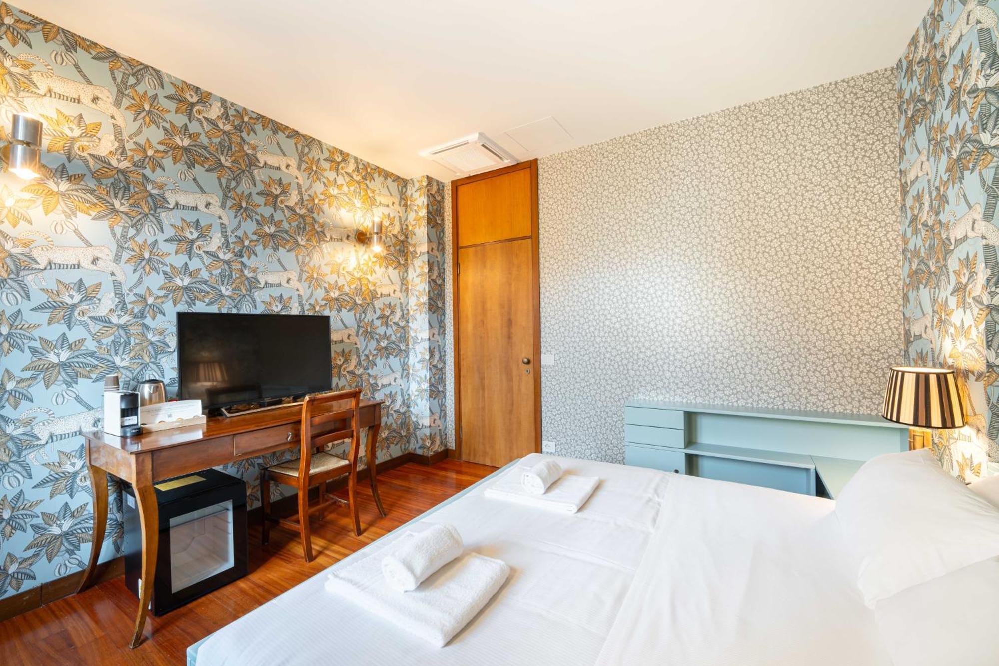 Residenza Girardi Hotel เวโรนา ภายนอก รูปภาพ